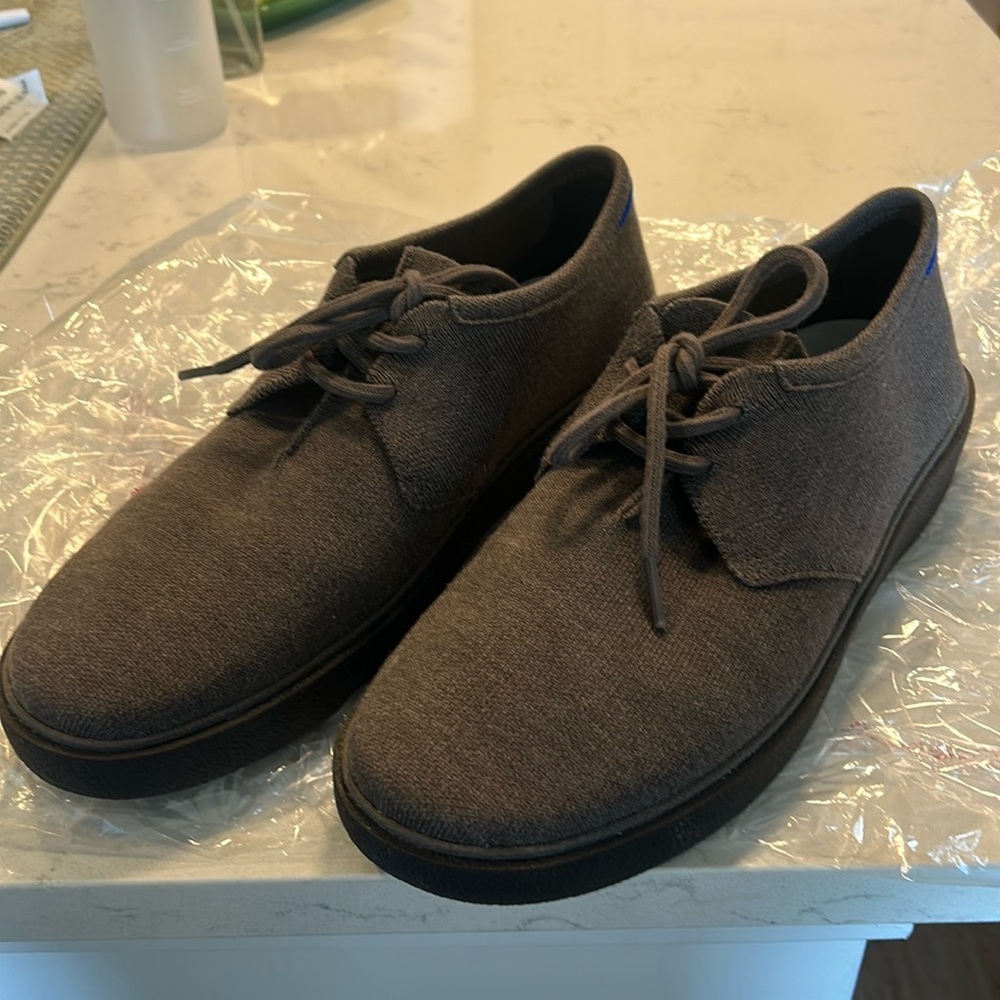 Men’s Rothy’s brown cloth lace ups